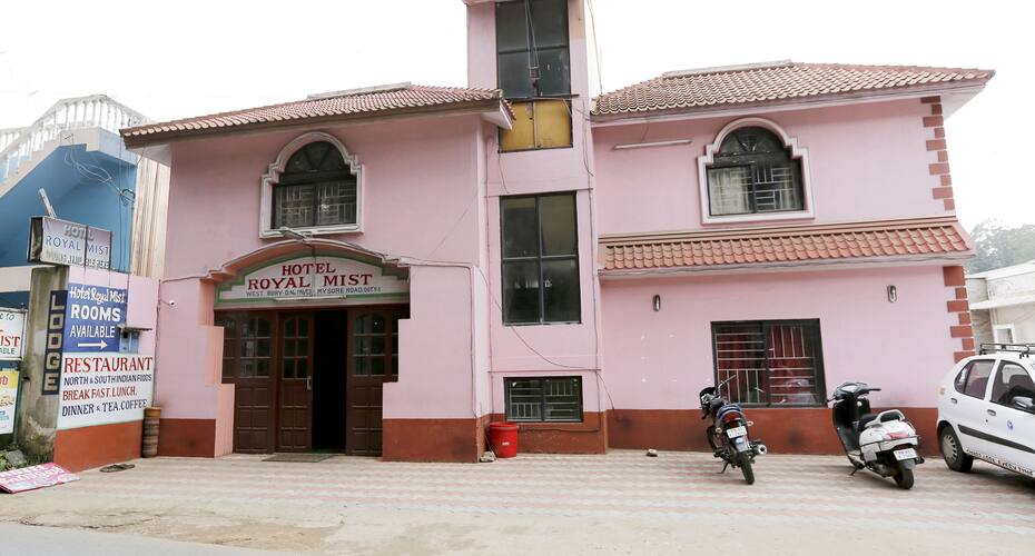 Hotel Royal Mist, Ooty 1